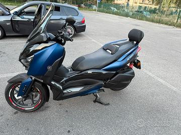 Yamaha X Max