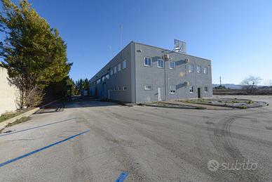 Capannone - Zona Industriale La Martella