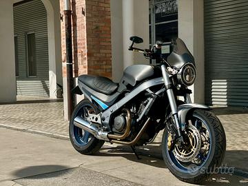 Honda NTV 650 café racer iscritta ASI