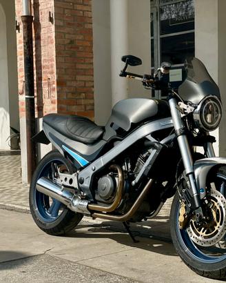 Honda NTV 650 café racer iscritta ASI