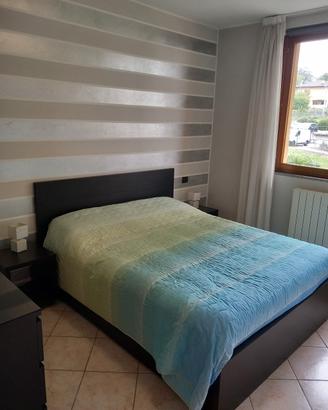 Camera da letto IKEA.