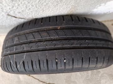 4 gomme estive  185/55/15. 82h