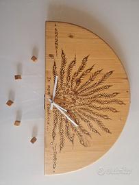 Orologio in legno fatto a mano