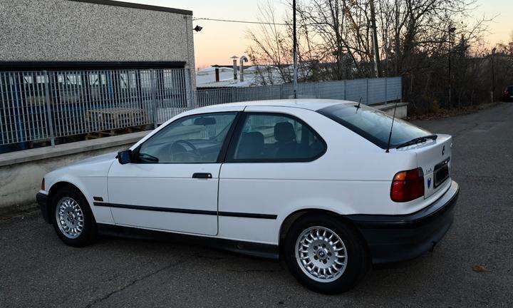 BMW 316i Compact automatic ASI 1994