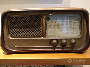 Magnadyne radio 1954