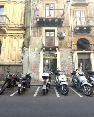 NEGOZIO A CATANIA