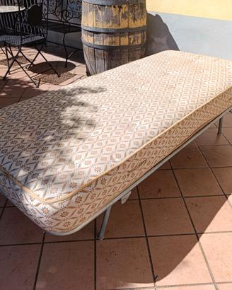 Brandina / Letto una piazza materasso e rete