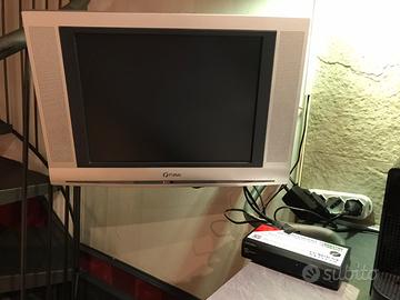 Televisione 15 pollici + decoder