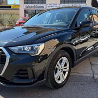 Audi Q3 35 2.0 tdi Business s-tronic