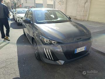 Peugeot 208, 2024.