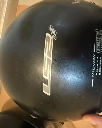 2 caschi jet m ed xs LS2
