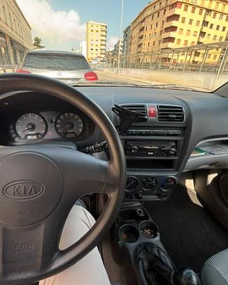 KIA BUONE CONDIZIONI