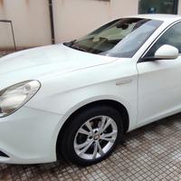 Alfa Romeo Giulietta Distinctive 1.6 JTDM 105CV