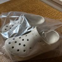 Crocs nuove