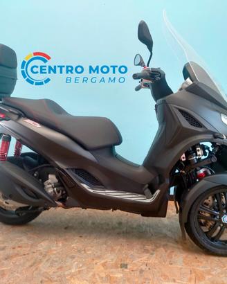 Piaggio MP3 300 hpe guidabile con patente B