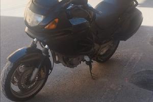 HONDA DEAUVILLE 650 NT