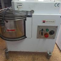Impastatrice  Professionale  Mecnosud IM38M 220 V