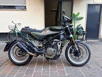Husqvarna svartpilen 401, 1’ modello limited ed.