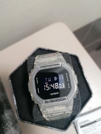 Casio gshock ref. DW 5600-SKE  7ER