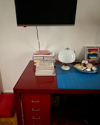 Tavolo MDF rosso
