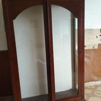 Vetrina in legno