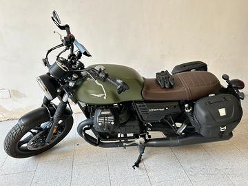 Moto guzzi v7 ||| Stone