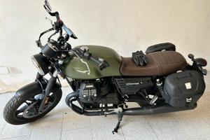 Moto guzzi v7 ||| Stone