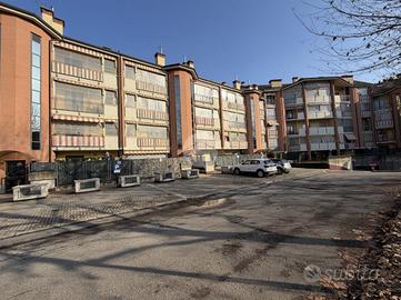4 LOCALI A BORGARO TORINESE
