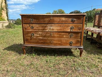 Cassettiera in legno da restaurare