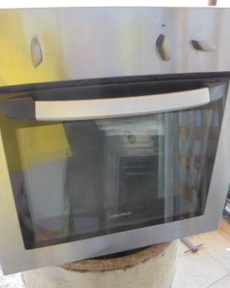 Forno da incasso completo di di teglie