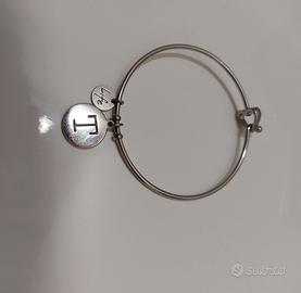 Bracciale rigido Kidult con lettera T