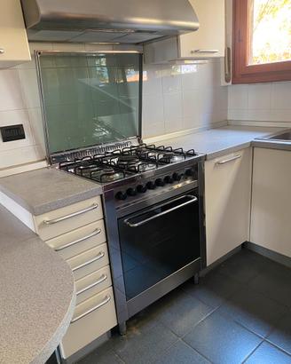Cucina usata in buone condizioni