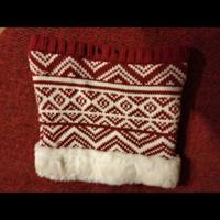 onna rossa pelliccia bianca Natale tirolese S