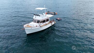 Trawler dislocante vetroresina 9.5 metri 2 motori