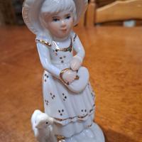 Statuina in porcellana