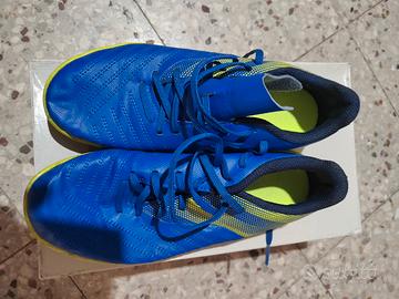 Scarpe da calcetto Decathlon tg. 35
