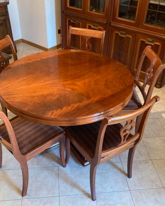 Tavolo tondo in legno + sedie