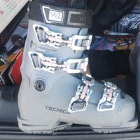 Scarponi sci donna 23.5 Tecnica