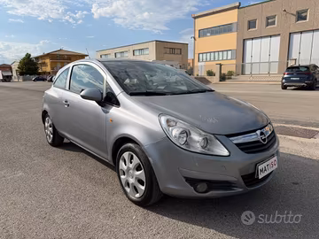 Opel Corsa 1.2 3 porte