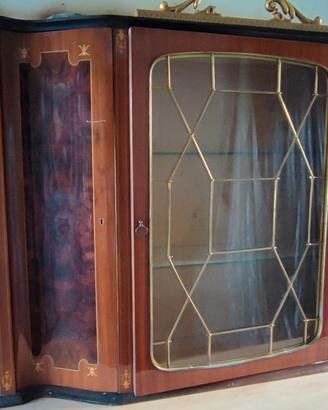Vetrina stile liberty 