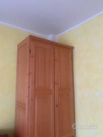 Armadio legno massello