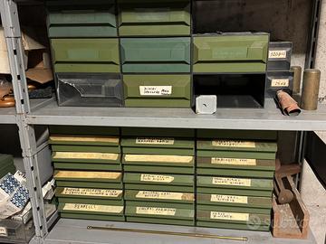 Cassetti bocca di lupo impilabili da officina