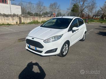 Ford Fiesta 1.4 5 porte Bz.- GPL Titanium