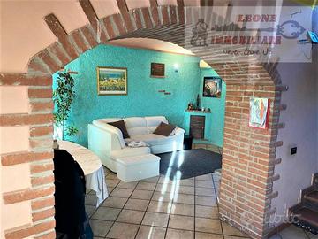 Villa indipendente di 190 mq con giardino e depend