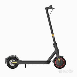 Monopattino elettrico Xiaomi usato pochissimo