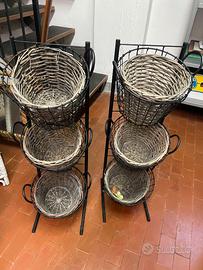 Struttura in metallo con 3 cesti