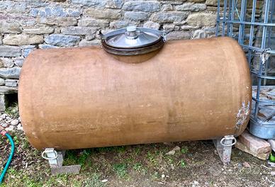 Botte alimentare vetroresina 10q