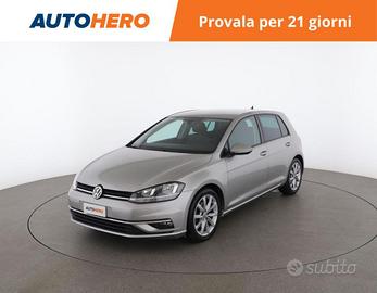 VOLKSWAGEN Golf CM96877