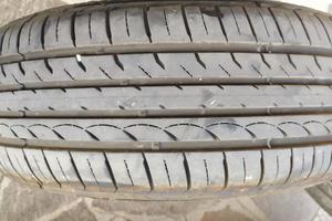 2 Gomme OVATION 165/55/15 praticamente nuove