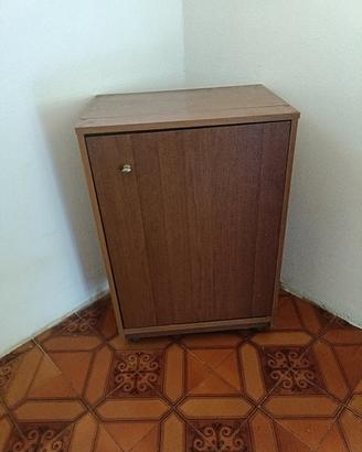 asse da stiro a mobiletto